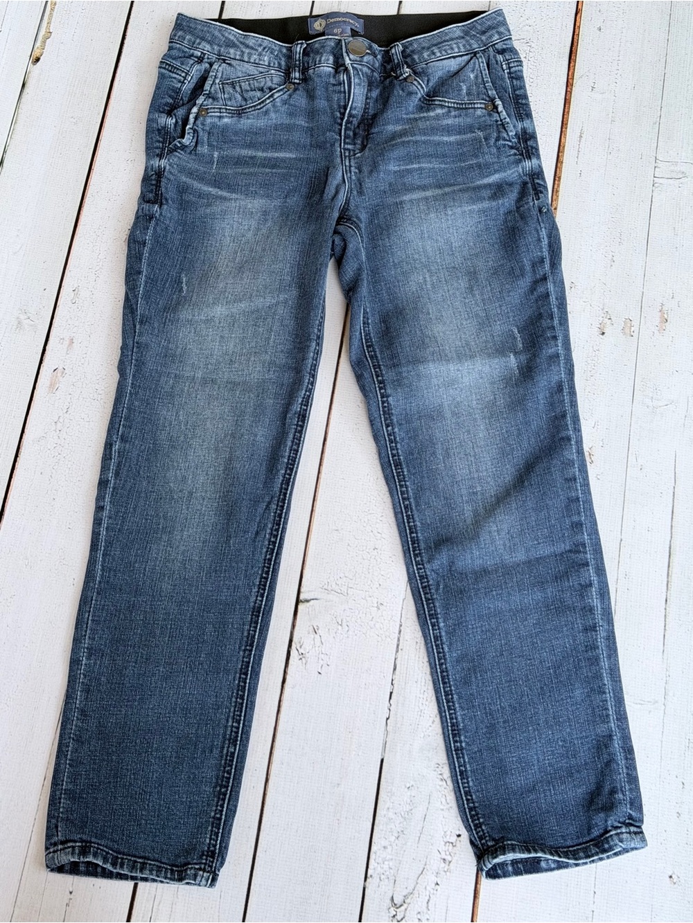 Women's High-Rise Straight Leg Jeans in Medium Blue - Picture 6 of 6